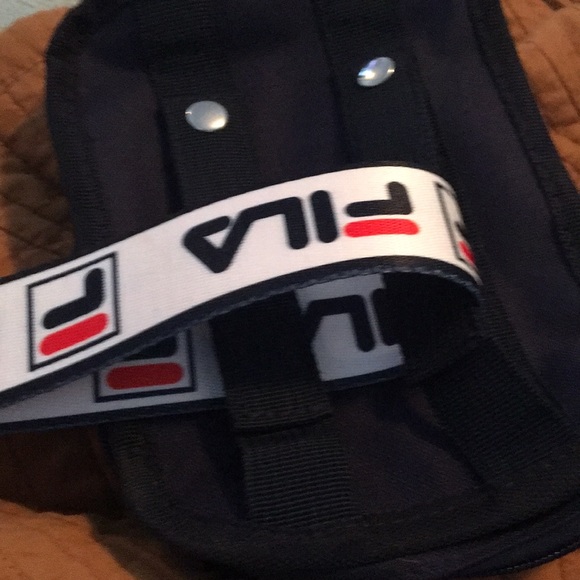 fila shoulder bag - Picture 2 of 2